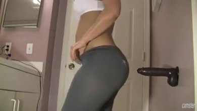 Fucking herself in yoga pants ----» http://gaigoithiendia.com